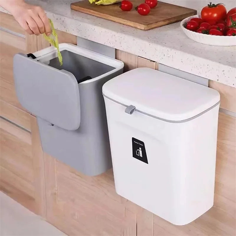 KitchenDrop™ Poubelle Suspendue de Cuisine avec Couvercle – Gain de Place & Anti-Odeurs